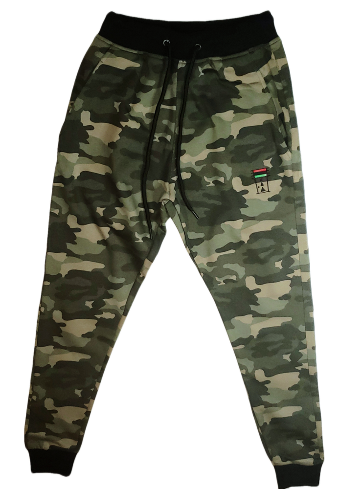 
                  
                    Load image into Gallery viewer, Camo pants black 
                  
                